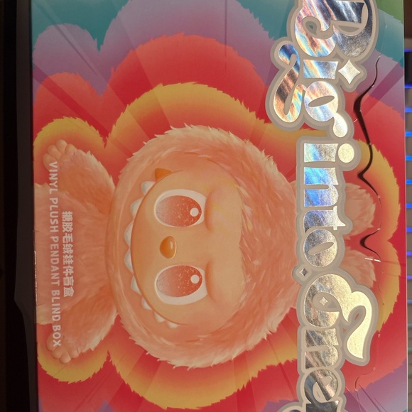 Labubu v3 - Picture 4 of 4